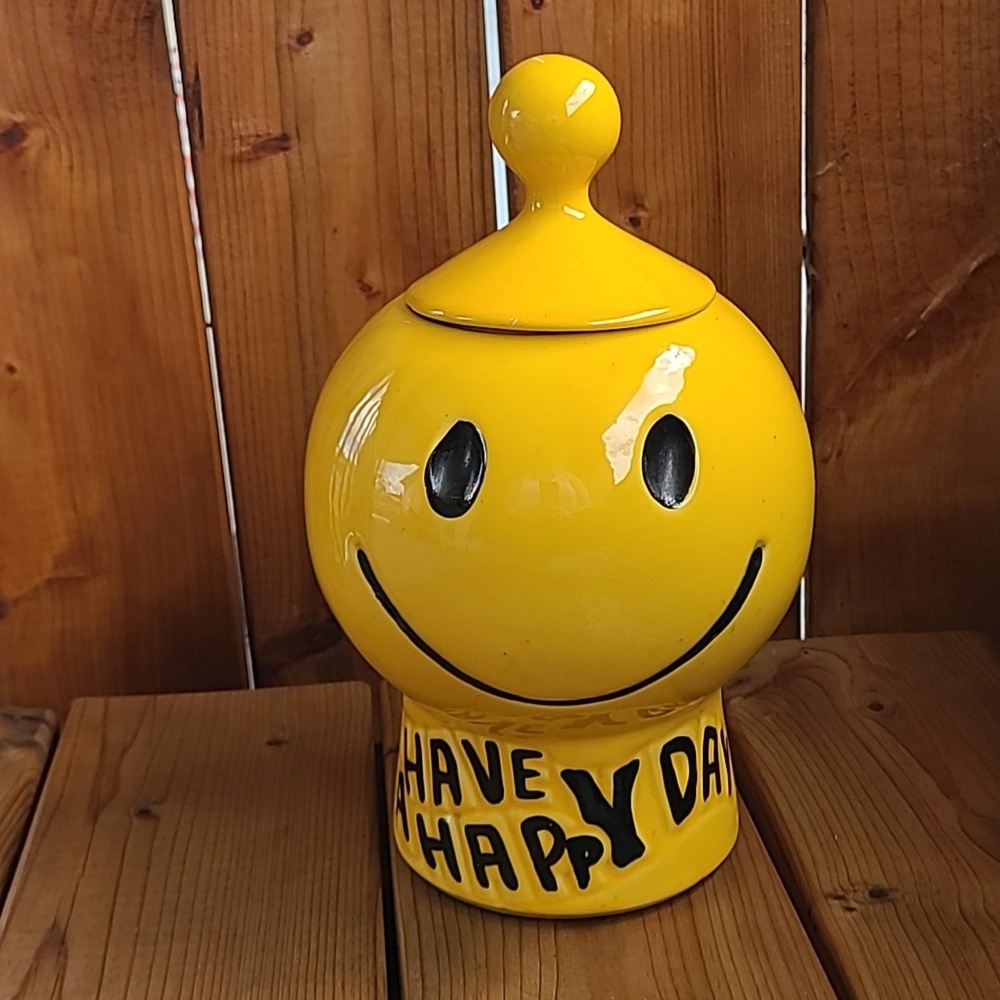 Vintage McCoy USA Pottery Smiley Face Have A Happy Day Cookie Jar